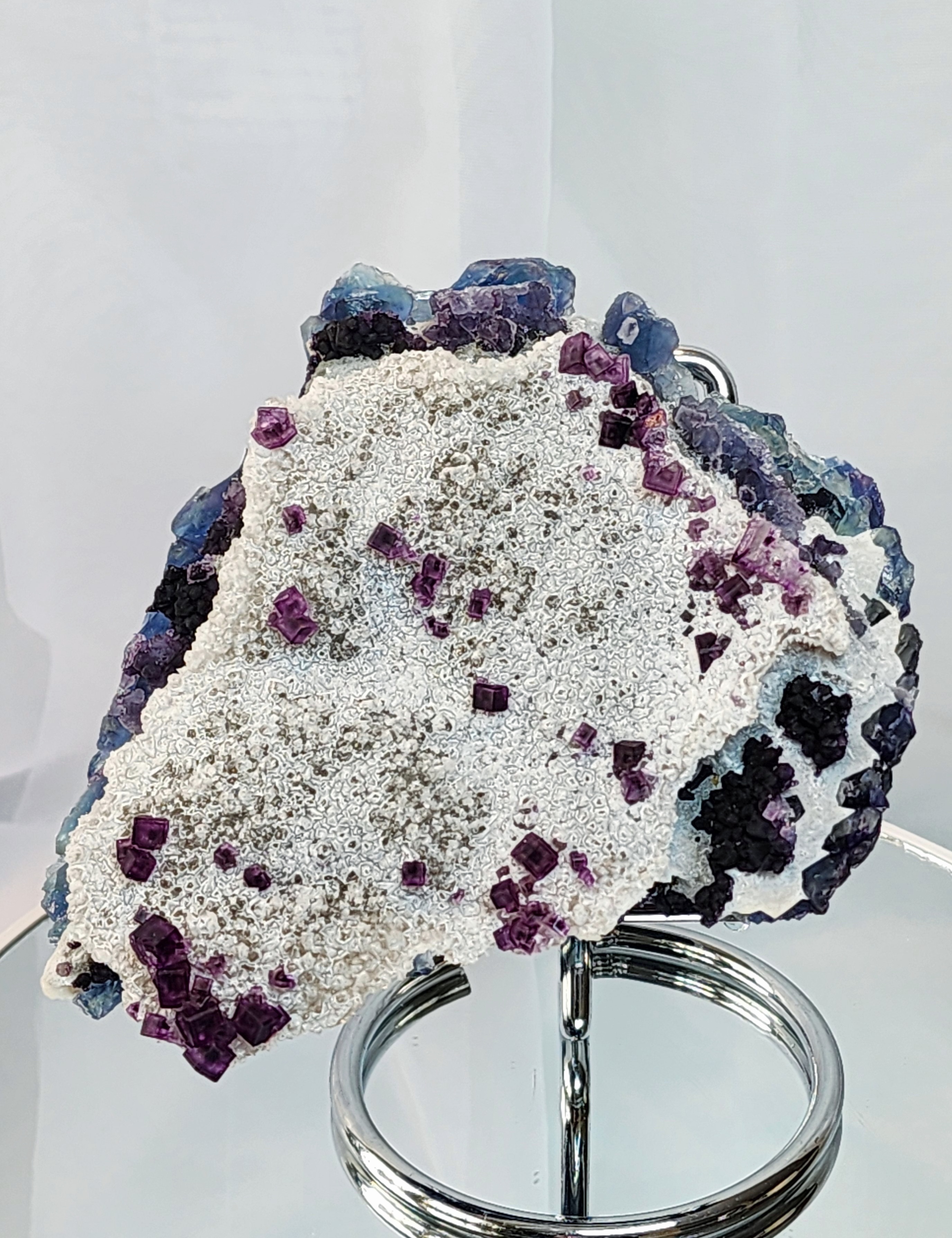 Purple blue fluorite, fluorite, florite, blue fluorite, window fluorite, cube fluorite, purple fluorite