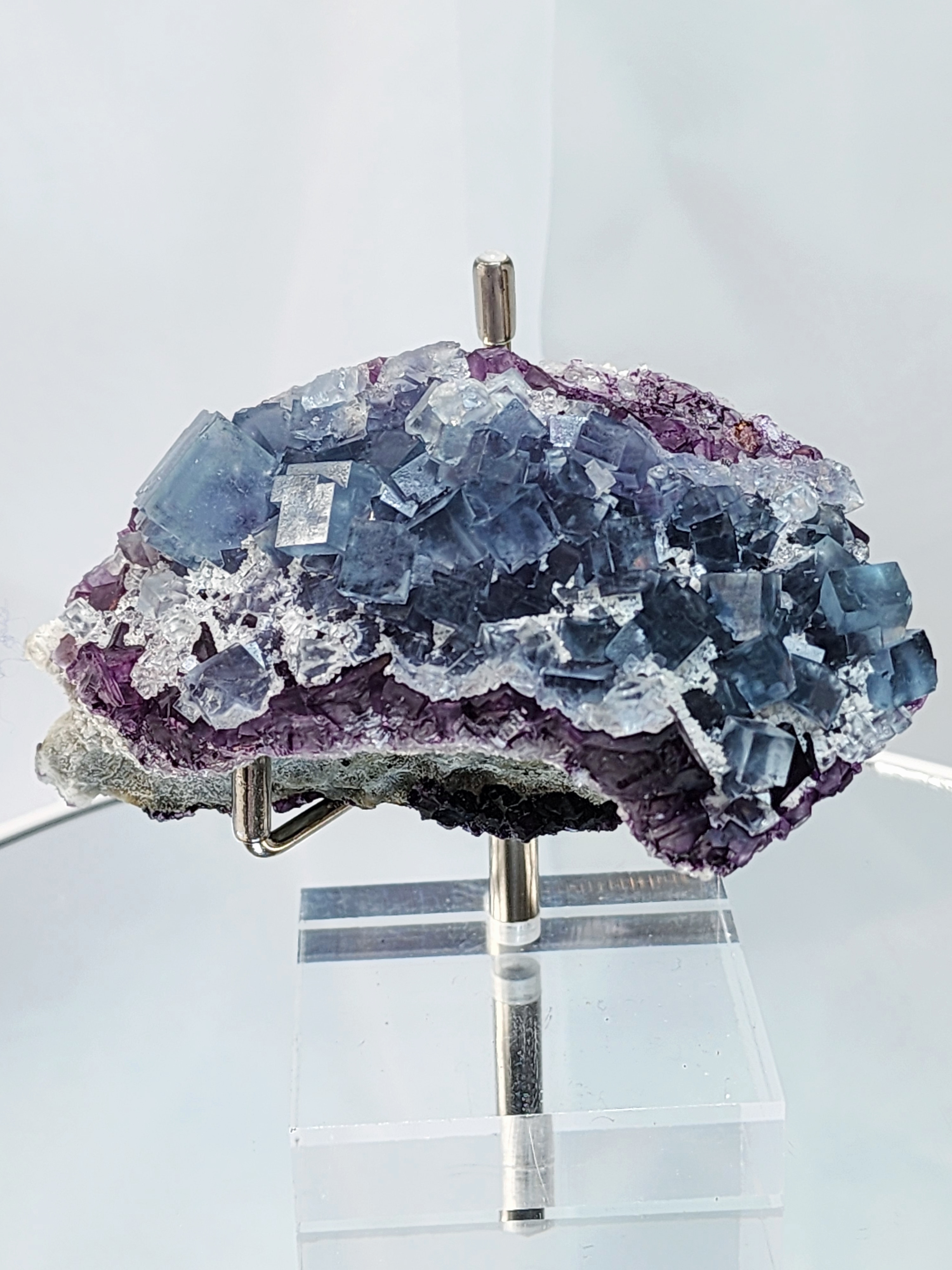 Purple blue fluorite, fluorite, florite, blue fluorite, window fluorite, cube fluorite, purple fluorite